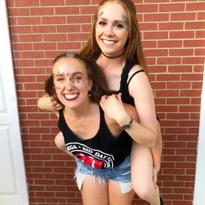 Meet your Posher, Emilee